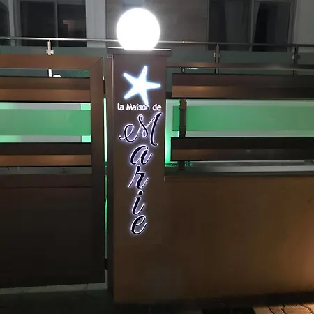 La Maison De Marie Сарти